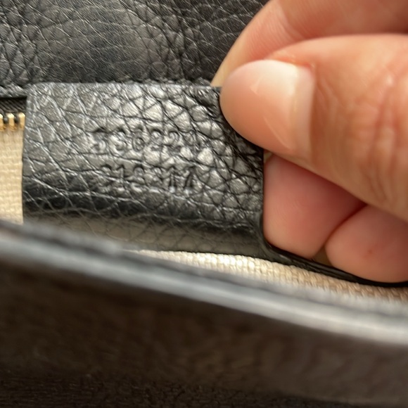 Gucci Soho Cellarius Medium Shoulder Bag, Black with Gold Chain - Picture 10 of 16